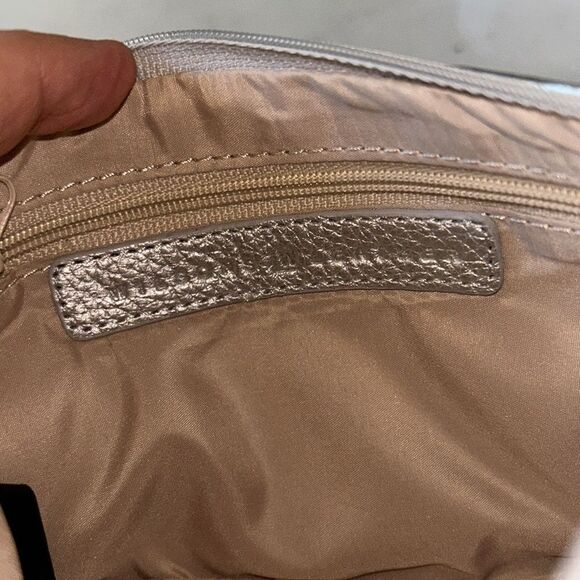 Vintage Wilson leather silver leather wristlet - Picture 4 of 4